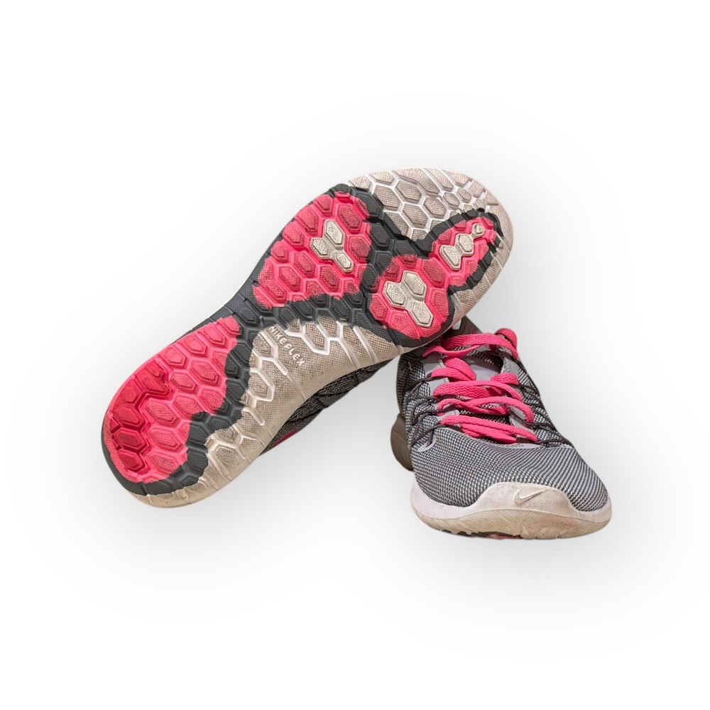 Nike Fury 2 Youth Gray Pink Athletic Running Sneakers Kids 820287-002 Size 5Y - Picture 2 of 7